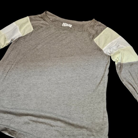 Maurices 24/7 Gray Ombre 3/4 Sleeve Tee – Size Medium – Colorblock Casual Top - Picture 2 of 4